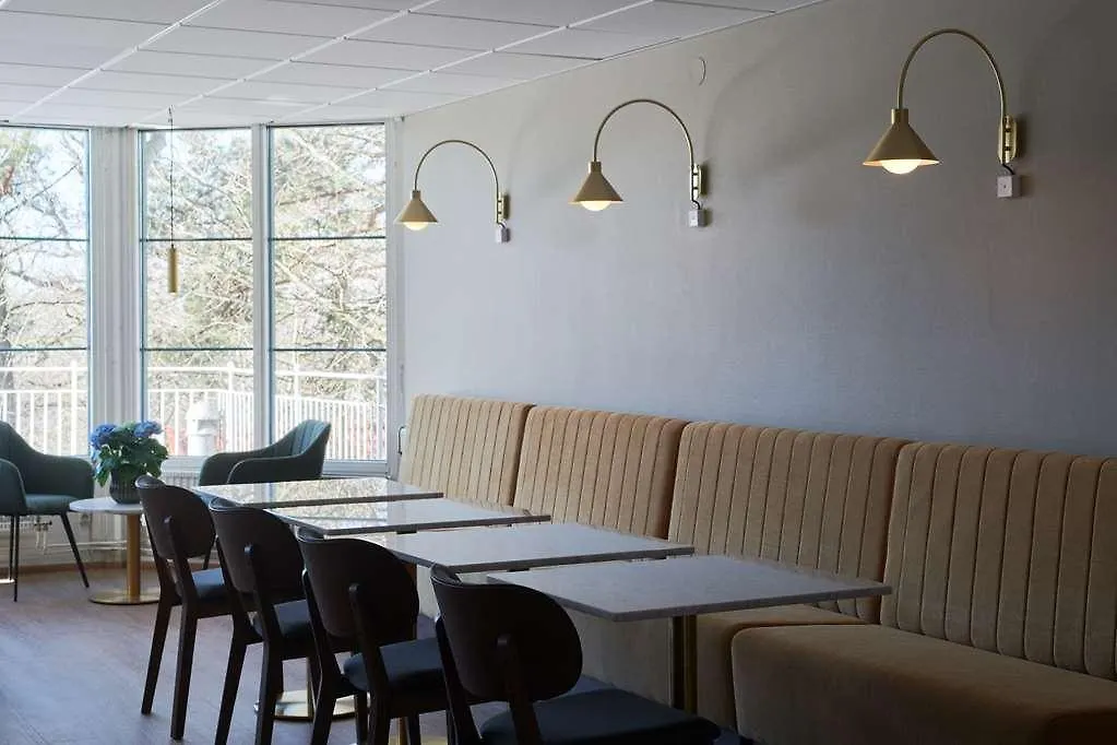 Best Western Hotel Danderyd 3*,  Suecia